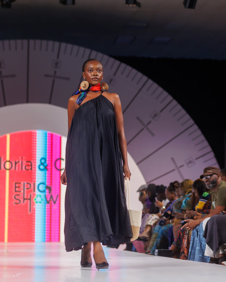 Solene Maxikleid aus Leinen mit Raffungen und One-Shoulder-Träger